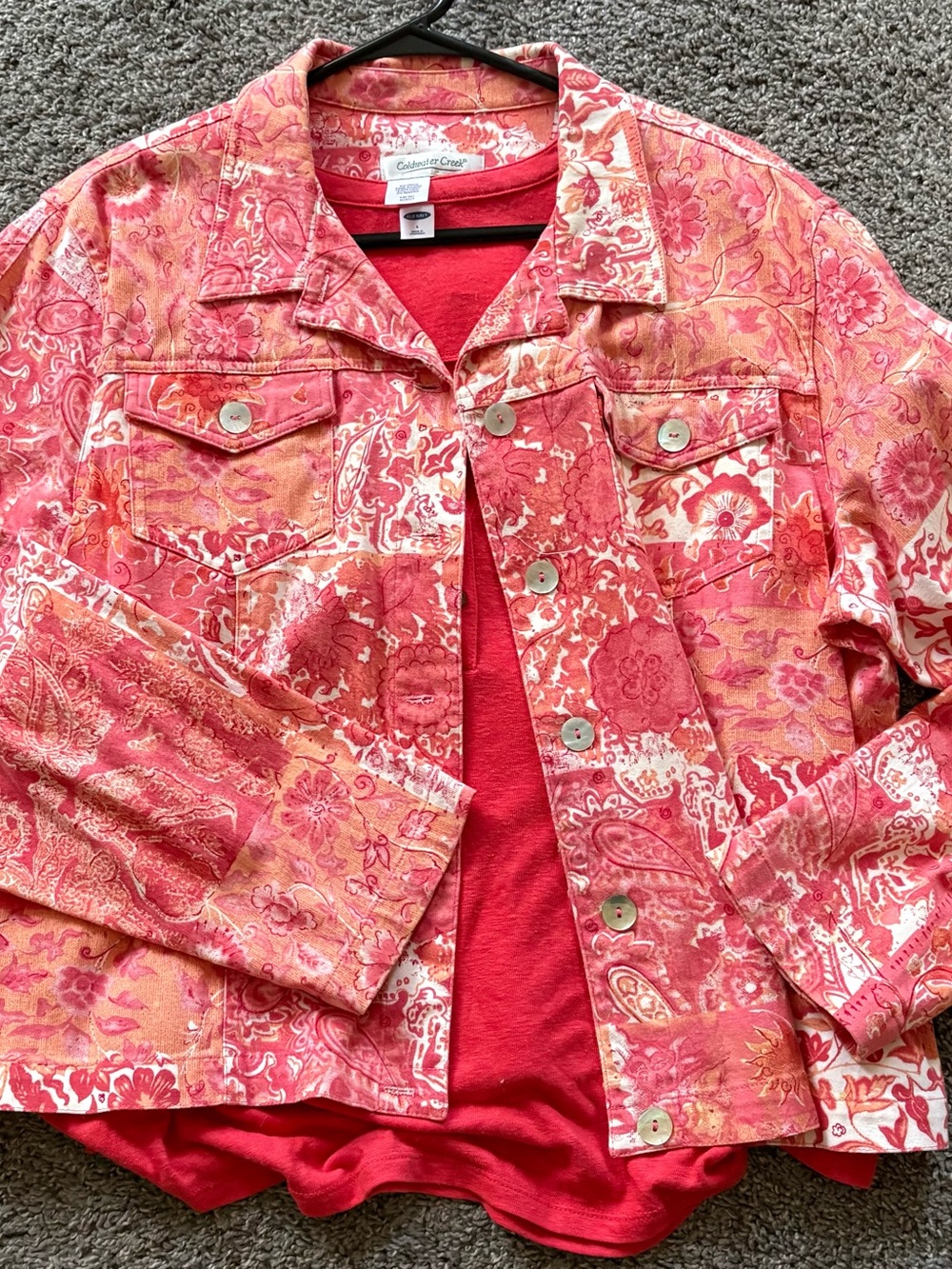 Women's Coldwater Creek Paisley Print Button-Up Jacket and matching ON top